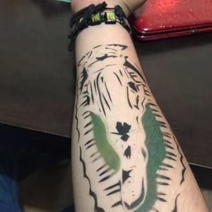 Meet your Posher, Cesar